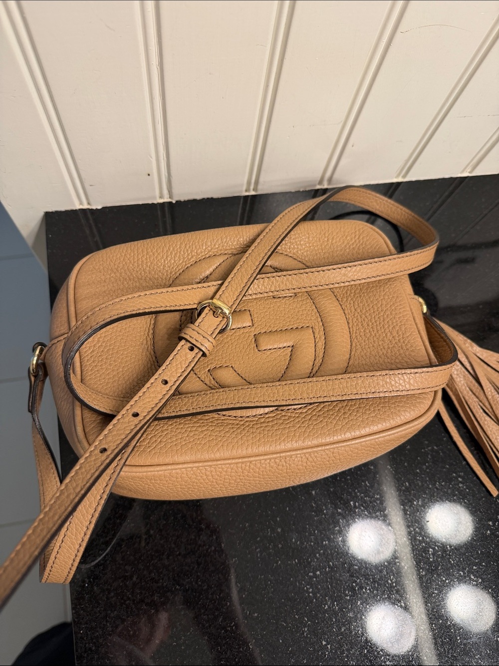 Gucci Tan Pebbled Leather Crossbody Camera Bag - Picture 8 of 10